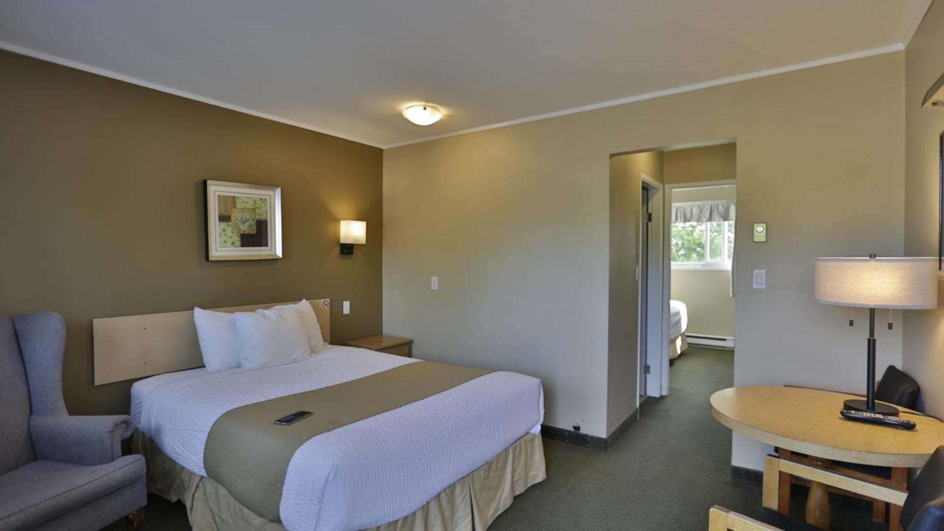 Diplomat Motel Nanaimo Bagian luar foto