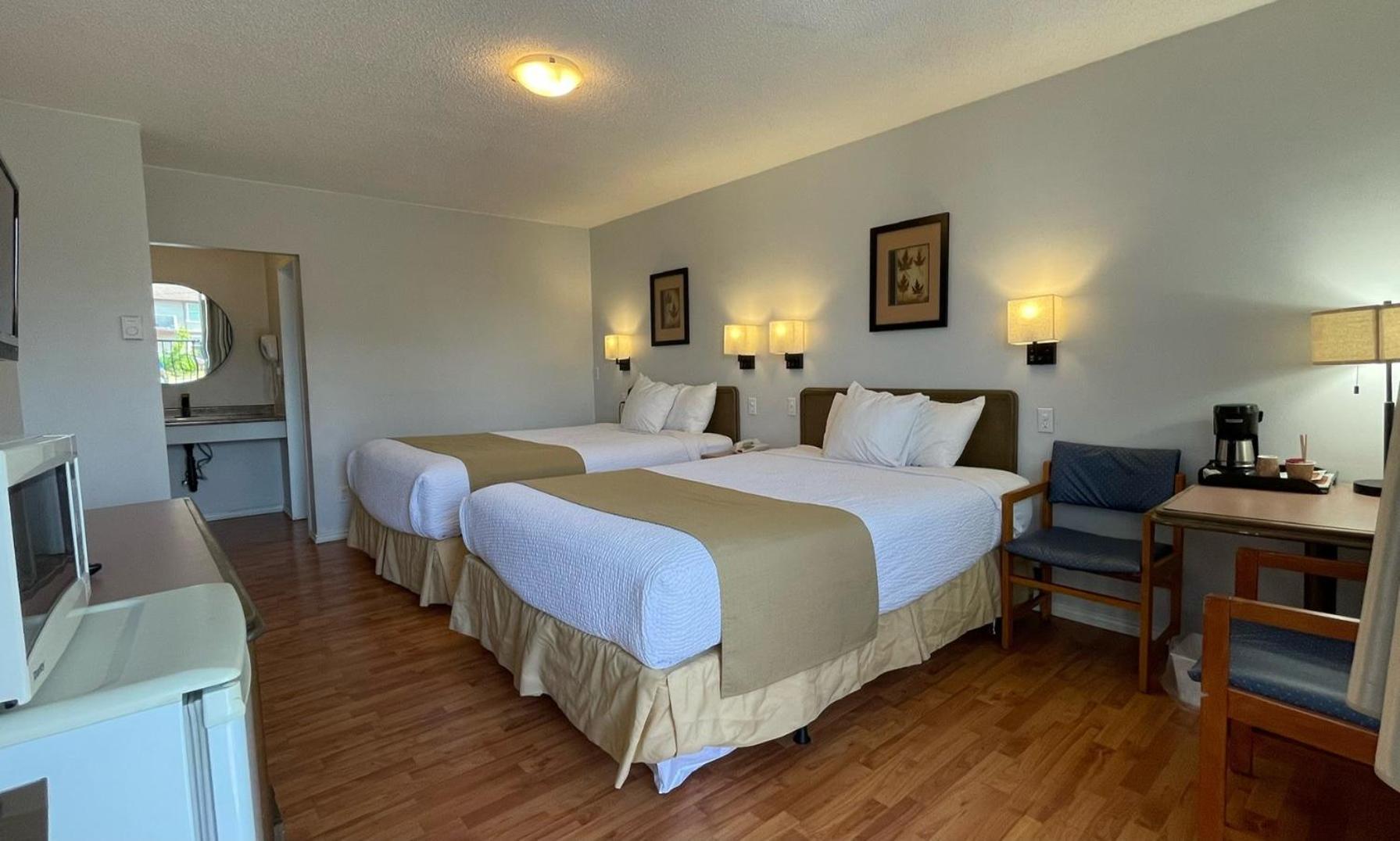 Diplomat Motel Nanaimo Bagian luar foto
