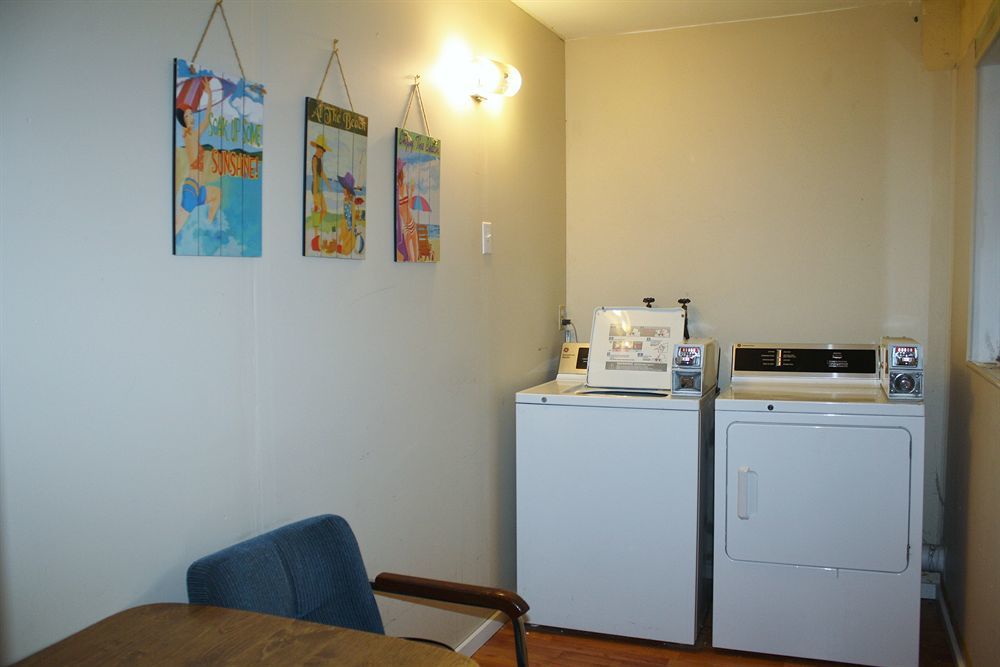 Diplomat Motel Nanaimo Bagian luar foto